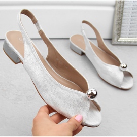 Sandały damskie na niskim obcasie srebrne T.Sokolski 136 srebrny 1