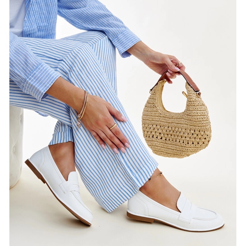 Białe klasyczne mokasyny Nasia 1