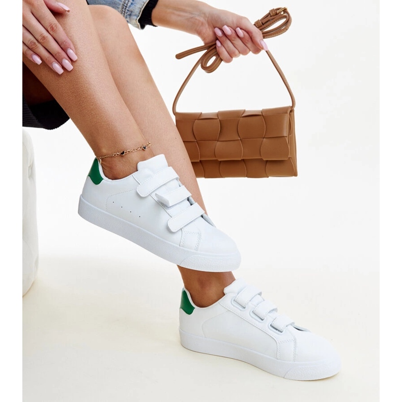 Biało-zielone sneakersy na rzepy Samala białe 1