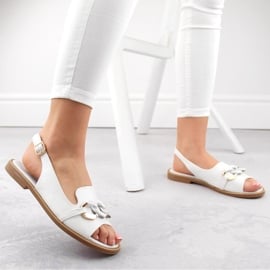 Sandały damskie z łańcuszkiem białe Filippo DS6232 2
