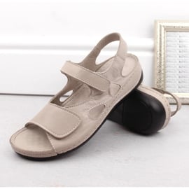 Skórzane sandały damskie na rzepy jasno szare T.Sokolski L24-158 6