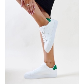 Biało-zielone sneakersy Akila białe 4