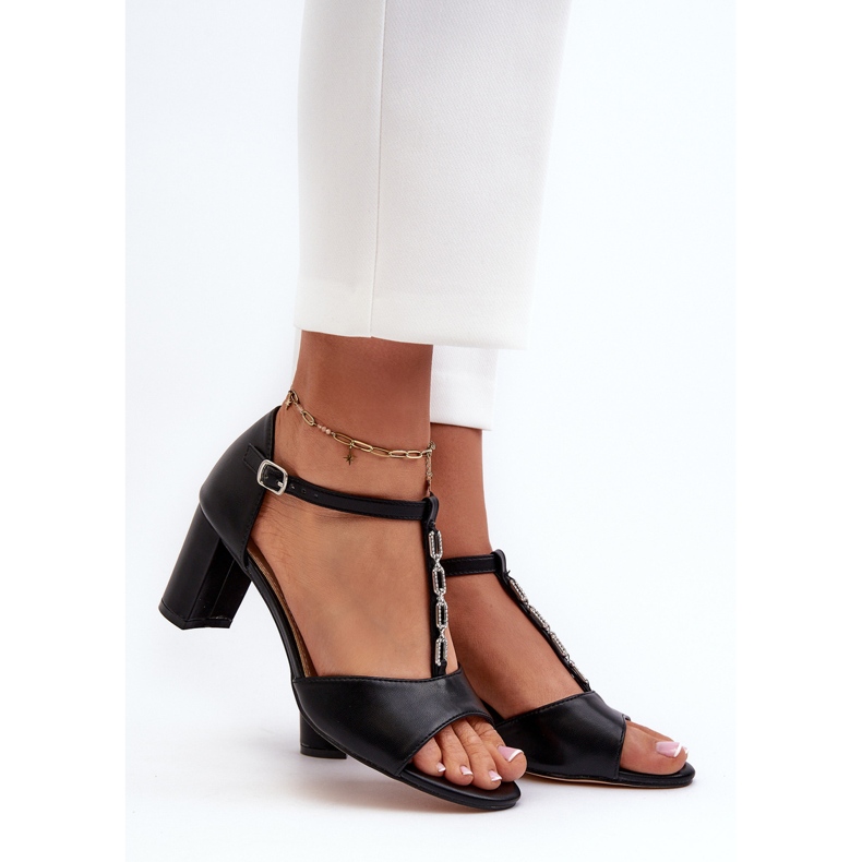 Sandały Damskie Na Słupku Z Ozdobnym Paskiem Eko Skóra Czarne Triavera 2