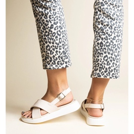 Beżowe sandały na platformie Burnet beżowy 1