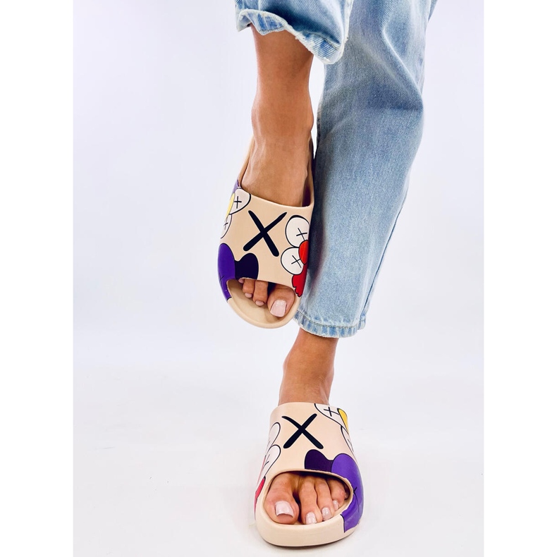 Klapki z kolorowym printem Clancy Khaki beżowy 1