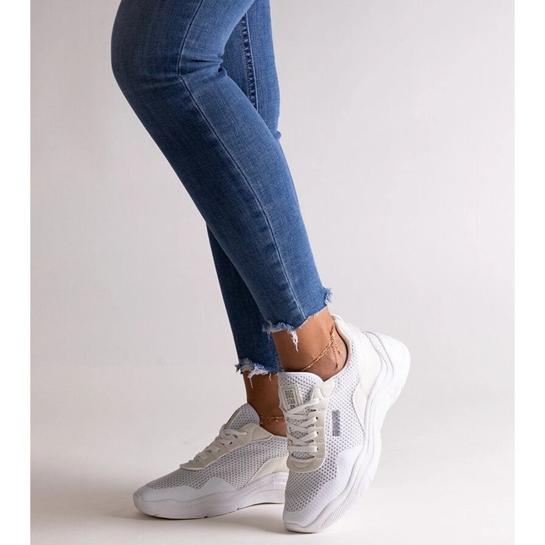 Białe sneakersy Big Star LL274A064 1