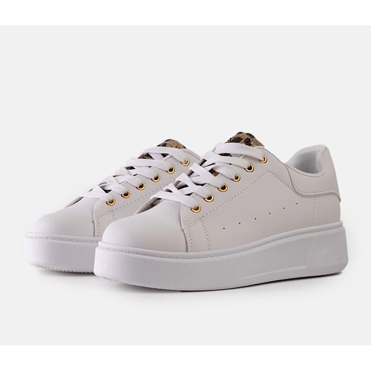 Białe sneakersy z efektownym zdobieniem Asmait 1