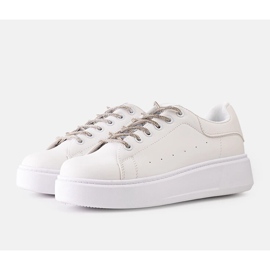 Białe sneakersy z efektownym zdobieniem Asmait 1
