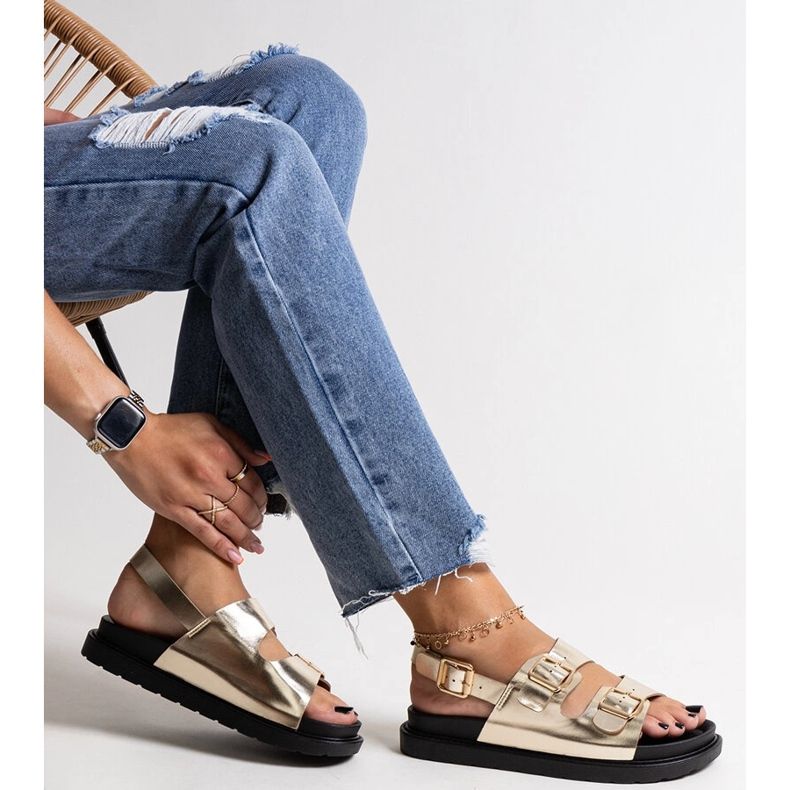 Złote sandały na platformie Bashera złoty 1