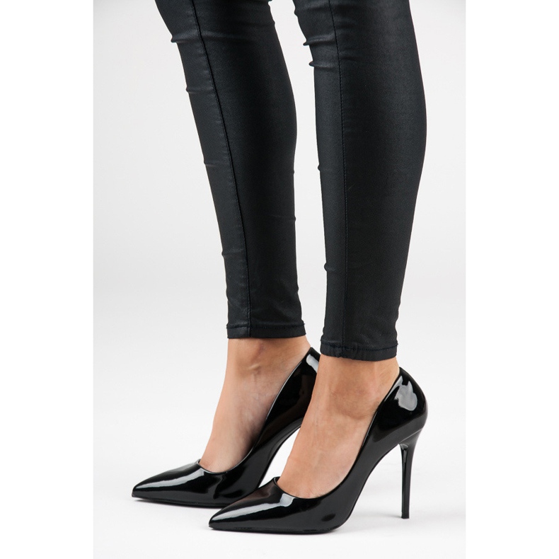 Seastar Czarne lakierowane szpilki 1