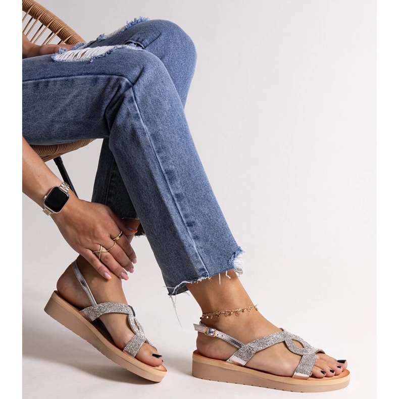 Srebrne sandałki na platformie z cyrkoniami Mifsa srebrny 1