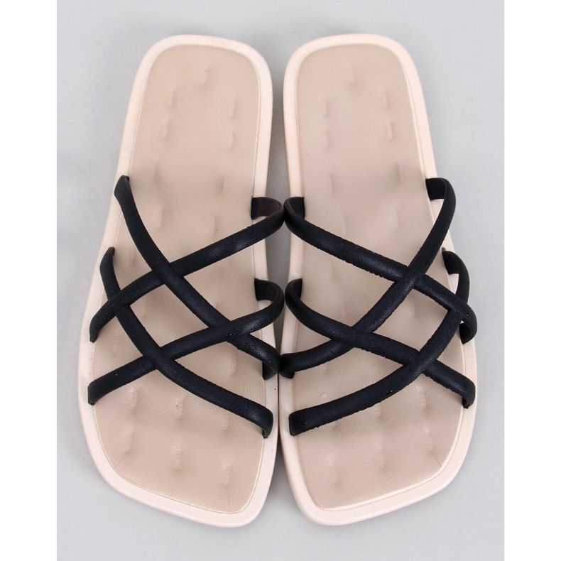 Klapki gumowe Gomis Black czarne 1