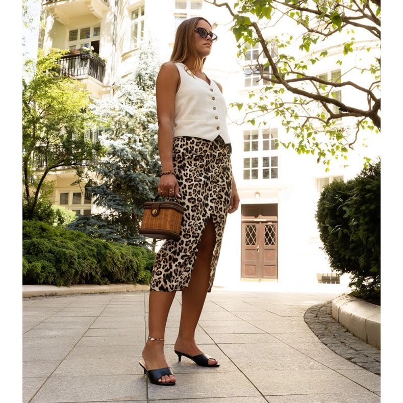 Czarne klapki na niskim obcasie Maloua 1