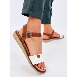 Sandałki damskie Almera White białe 2