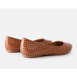 Brązowe baleriny z motywem skóry węża Shaki 1
