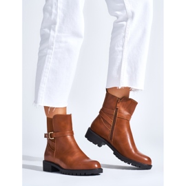 Brązowe botki damskie z ozdobną klamrą 1