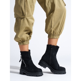 Czarne botki damskie z ozdobnym zamkiem 1