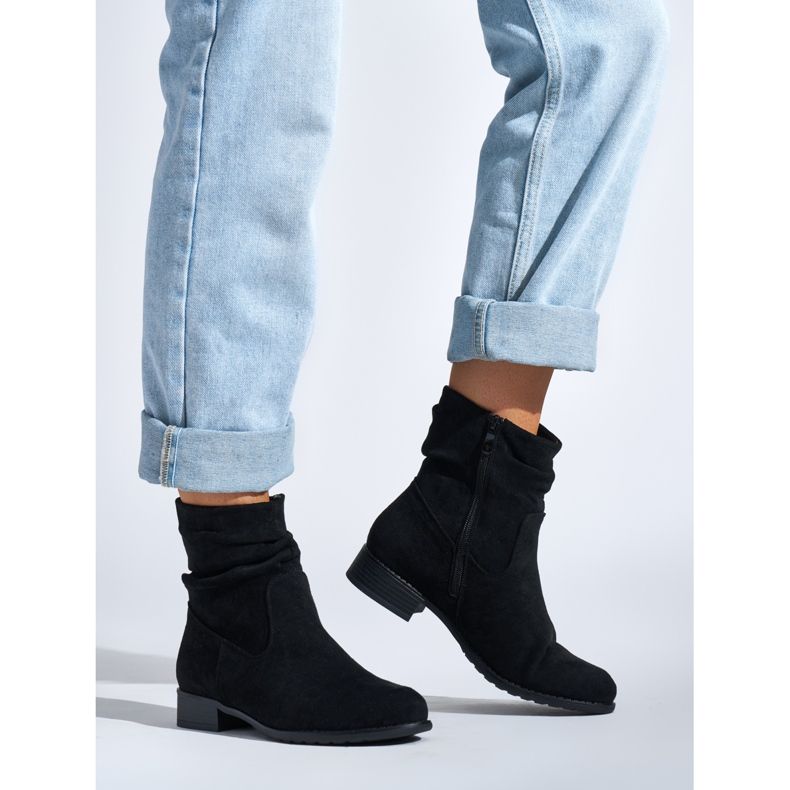 Czarne botki kowbojki damskie 1