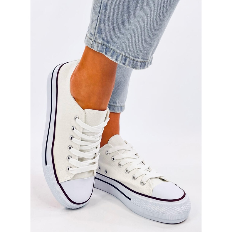 Trampki damskie klasyczne Fargis White białe 2