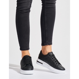 Czarne buty sportowe na platformie 1