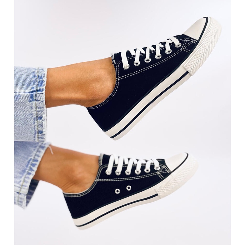 Trampki damskie klasyczne Basic Black czarne 1