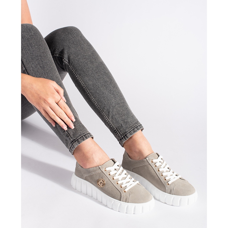 Szare półbuty na platformie ze skóry zamszowej 1