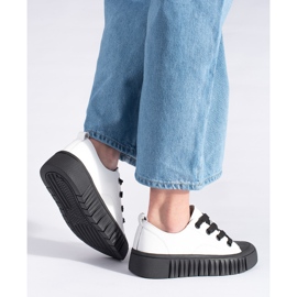 Biało-czarne niskie trampki ze skóry naturalnej białe 2