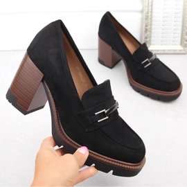 Zamszowe półbuty mokasyny damskie na słupku czarne Potocki 12465 1