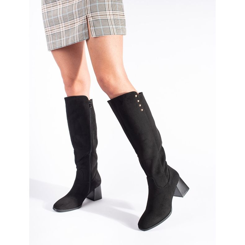 Czarne zamszowe kozaki na słupku 2