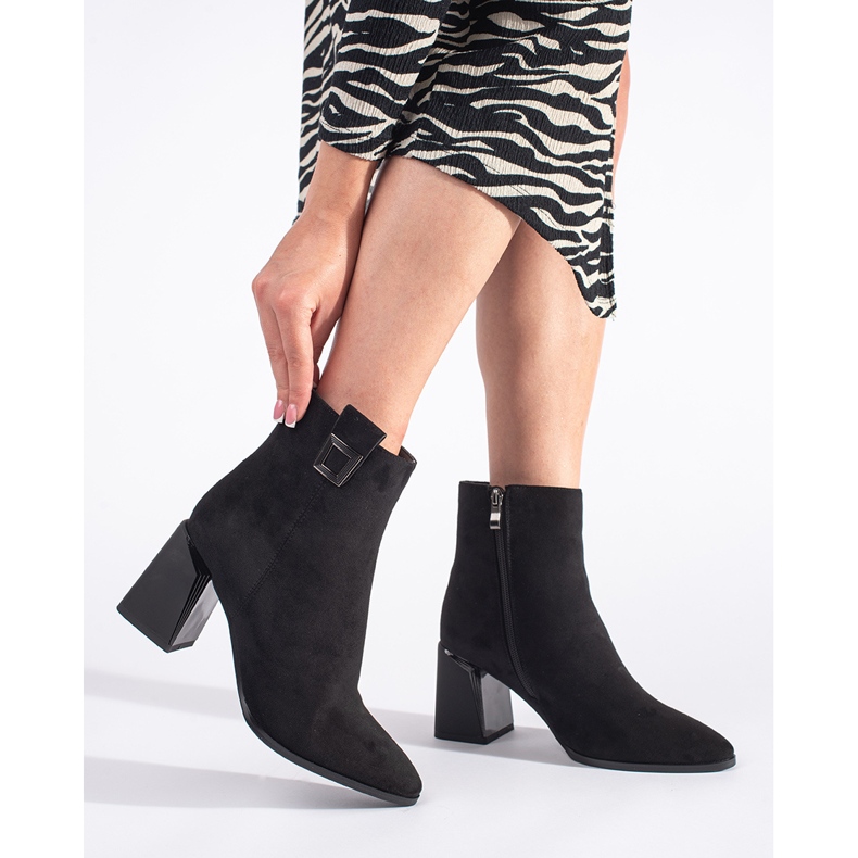 Goodin Czarne zamszowe botki na słupku 1