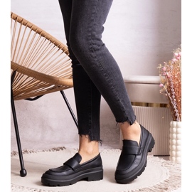 Czarne półbuty z eko skóry Seraphin 2