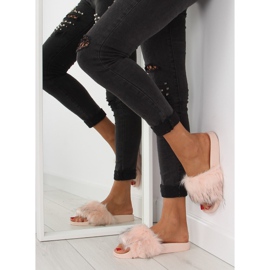 Klapki z futrem różowe zy383-007-1 pink 2