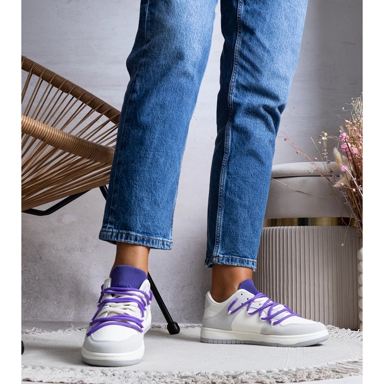 Szare sneakersy fioletowe sznurówki Aucoin białe 1