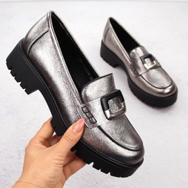 Mokasyny półbuty damskie z ozdobą metaliczne srebrne Potocki 12420 srebrny 1