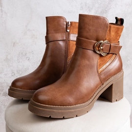 Brązowe botki na słupku Mirka 1