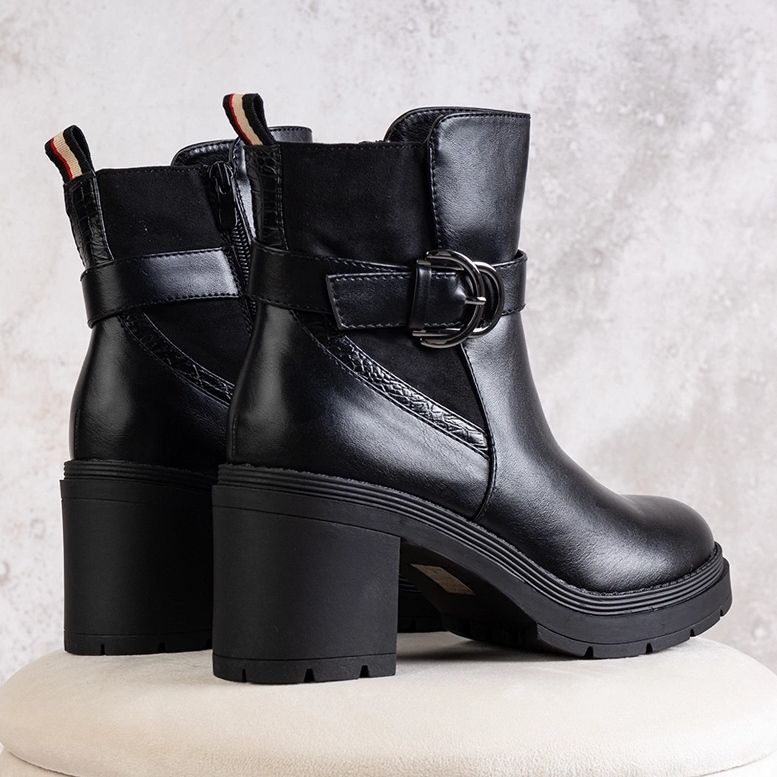 Czarne botki na słupku Mirka 2