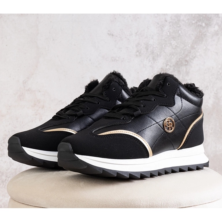 Czarne ocieplane wysokie sneakersy Mikaela 1