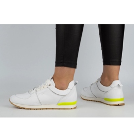 Nik Buty damskie sportowe creepersy skórzane 05-0784-01 białe 3