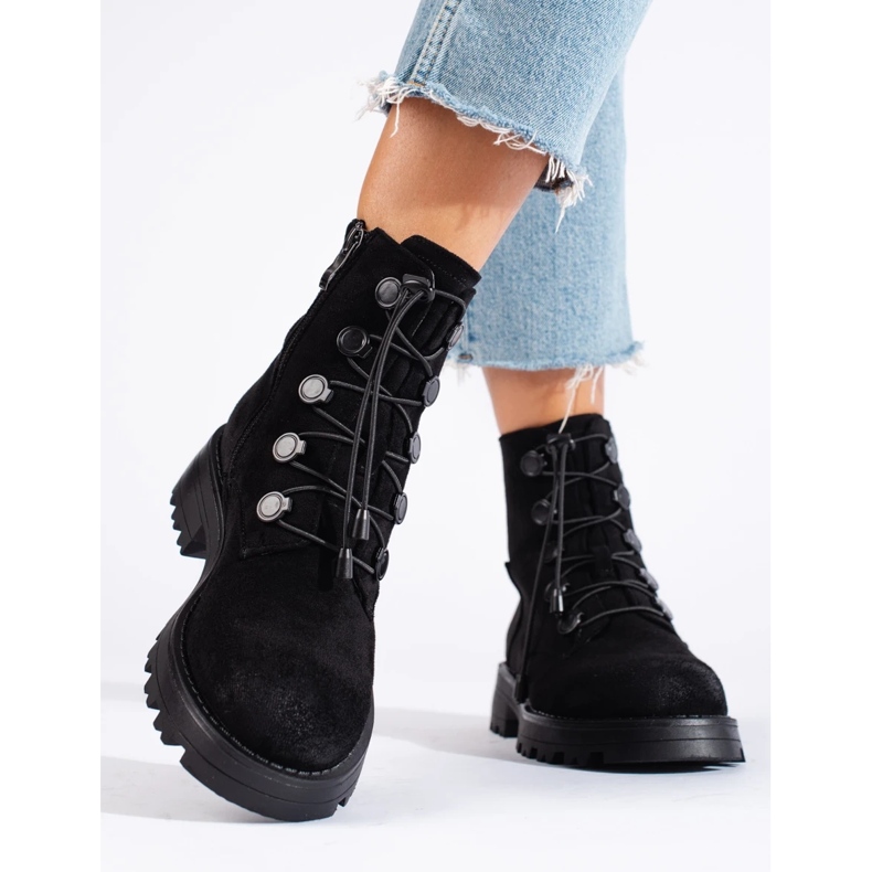 Zamszowe botki damskie czarne 1