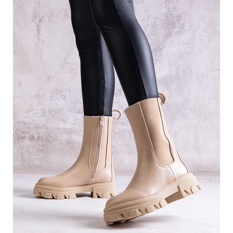 Beżowe wysokie botki z eko skóry Manera beżowy 2