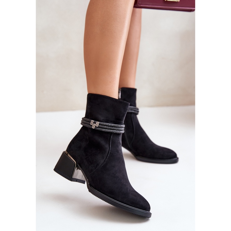 S.Barski Ocieplane Botki Damskie Na Niskim Obcasie Z Ozdobnymi Paskami D&A MR880-027 Czarne 2