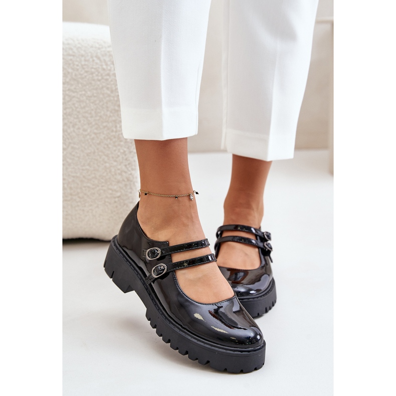 Lakierowane Damskie Półbuty Z Paskami Czarne Rialuna 1