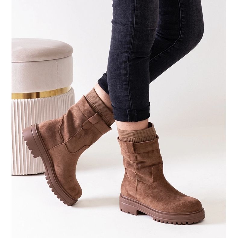 Wsuwane brązowe botki ze skarpetą Ralia 2