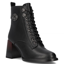 Skórzane botki na słupku Filippo DBT6316/24 Bk czarne 1