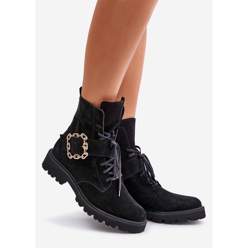 Zazoo 2951 Zamszowe Botki Z Ozdobną Klamrą Czarne 1