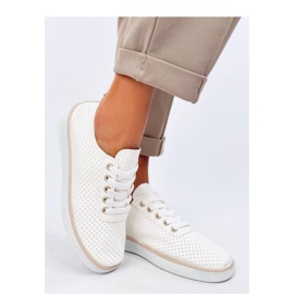 Tenisówki ażurowe białe 1