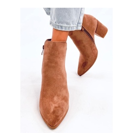 Botki na obcasie migdałowe noski Croix Khaki - Inello brązowe 2