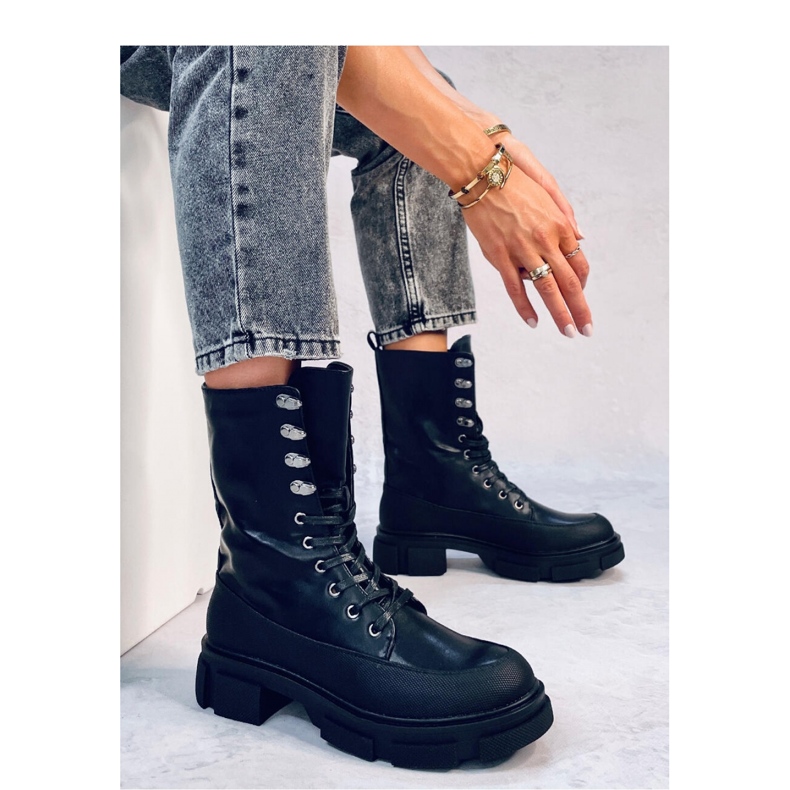 Botki sznurowane glany Dart Black - Inello czarne 2