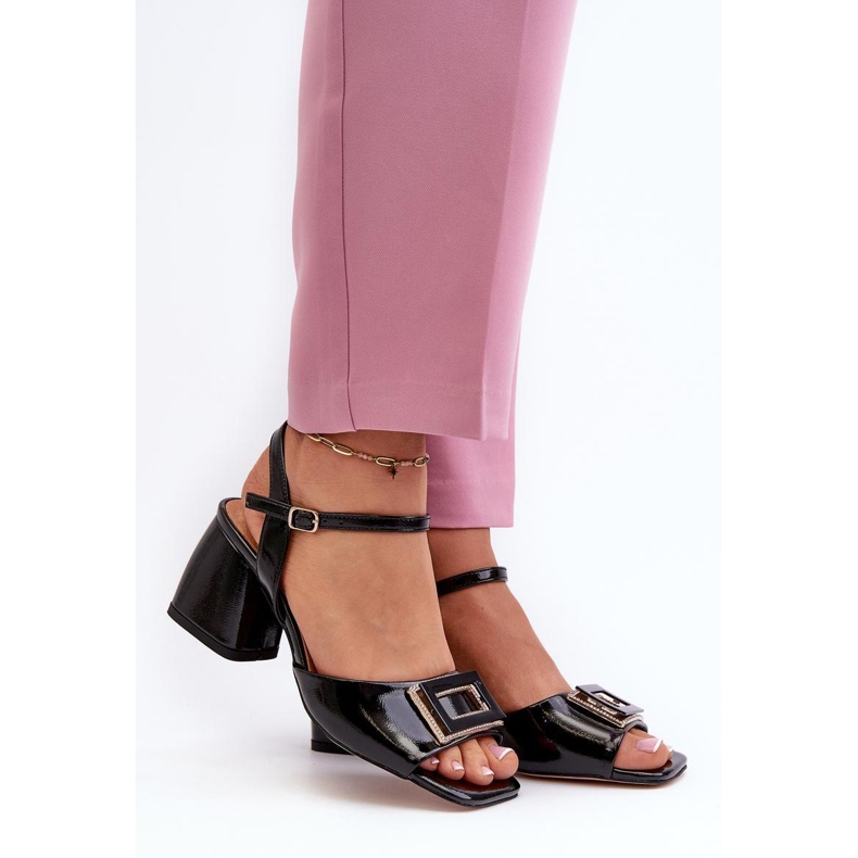 S.Barski Eleganckie lakierowane sandały na słupku czarne 1