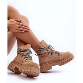 Botki damskie zamszowe na platformie beżowy 2